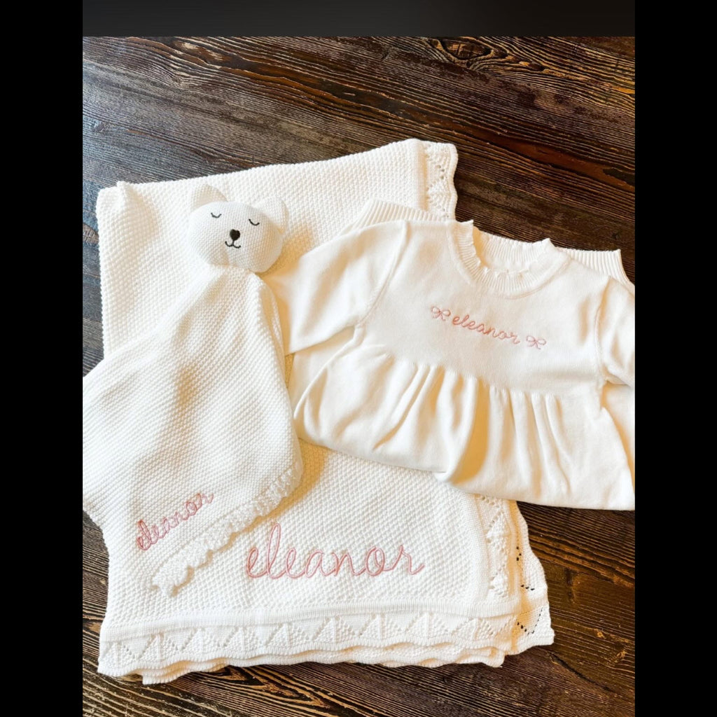 Cozy Personalized Gift Set – Personalized Bunny Lovey & Matching Blanket for babies